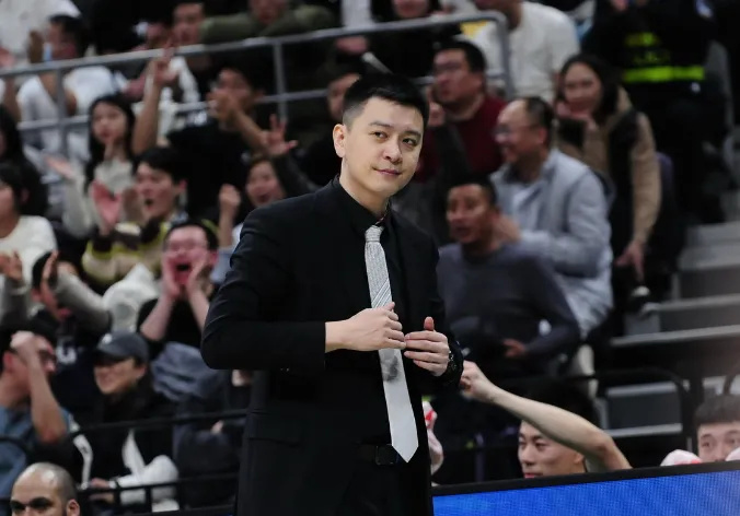 关于关键时刻法兰克福调整名单以备葡超,豪取连胜环节打磨,管理层满意,数据趋势出现新变化的信息 关于关键时刻法兰克福调整名单以备葡超,豪取连胜环节打磨,管理层满意,数据趋势出现新变化的信息